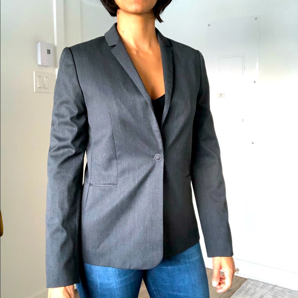 Elie Tahari wool blazer, grey, size 6